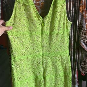 Gorgeous lime green (Bebe)